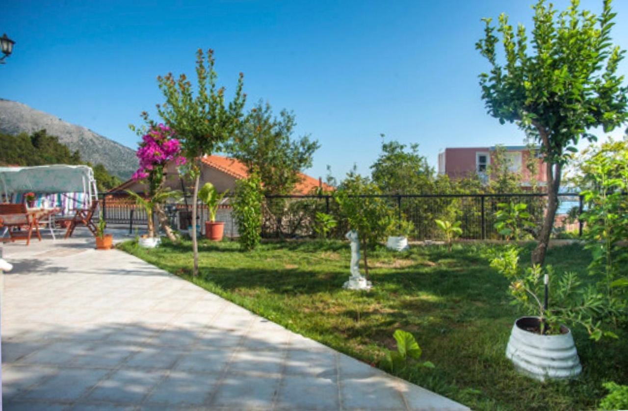 Fernanda'S Traditional 2 Floor House Villa Poros  Exterior photo